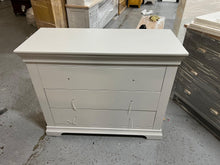 Load image into Gallery viewer, CHANTILLY PEBBLE GREY 3 Drawer Petite Chest Quality Furniture Clearance Ltd