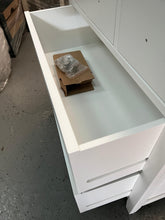 Load image into Gallery viewer, CHESTER PURE WHITE
5 Drawer Chest Quality Furniture Clearance Ltd