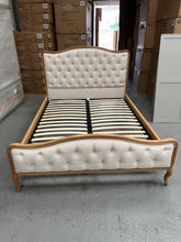 Load image into Gallery viewer, ELKSTONE MELLOW OAK
5ft Kingsize Bed Quality Furniture Clearance Ltd
