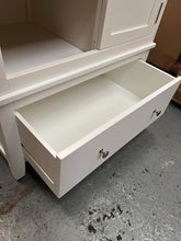 Load image into Gallery viewer, CHESTER PURE WHITE
Open Petite Wardrobe Quality Furniture Clearance Ltd