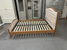 Load image into Gallery viewer, ELKSTONE MELLOW OAK
5ft Kingsize Bed Quality Furniture Clearance Ltd