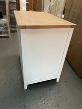 Load image into Gallery viewer, CHESTER PURE WHITE
5 Drawer Chest Quality Furniture Clearance Ltd