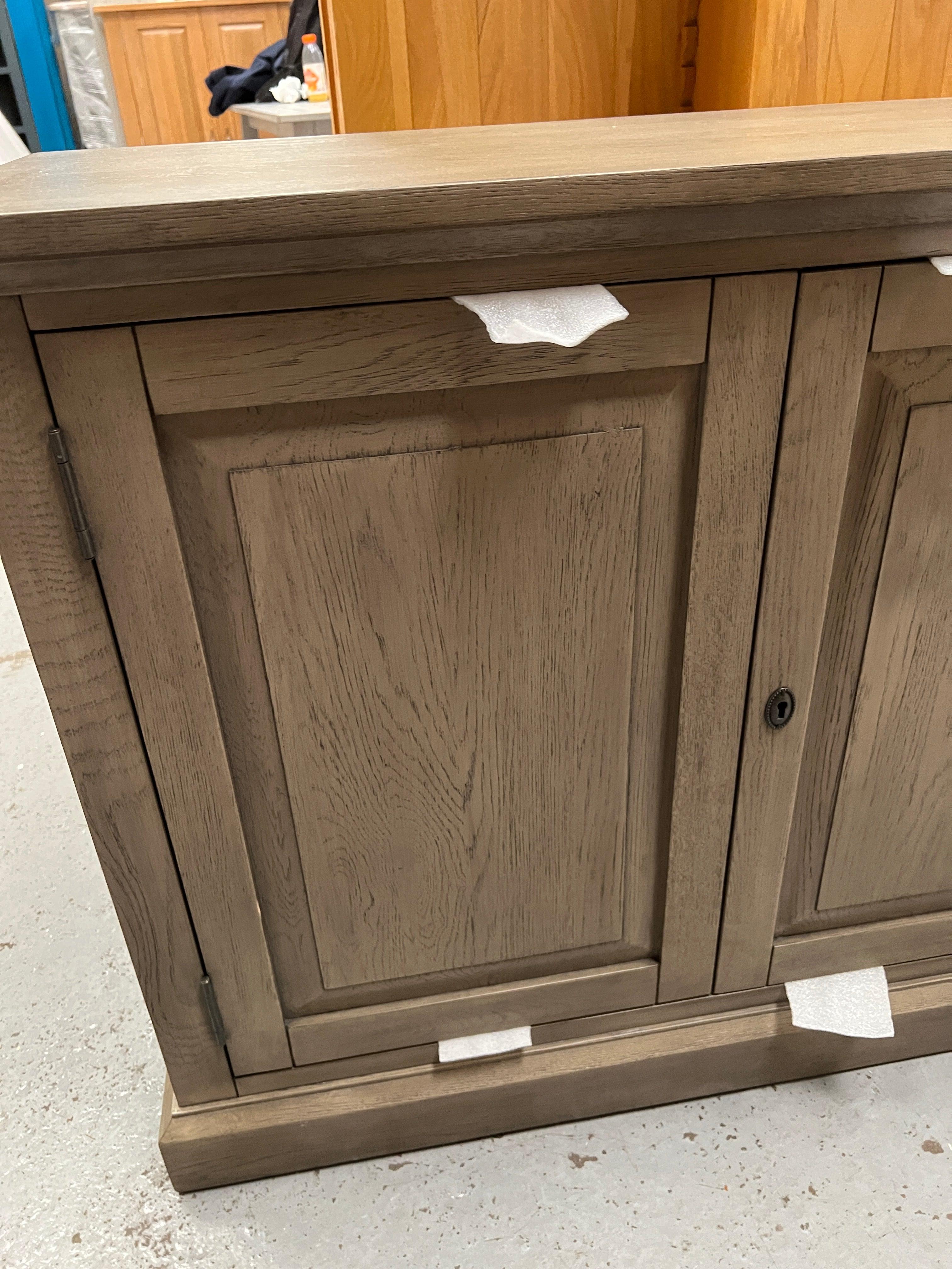 NOTGROVE WEATHERED OAK
NEW 4 Door Sideboard Quality Furniture Clearance Ltd