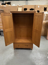Load image into Gallery viewer, ELKSTONE MELLOW OAK
Double Wardrobe Quality Furniture Clearance Ltd
