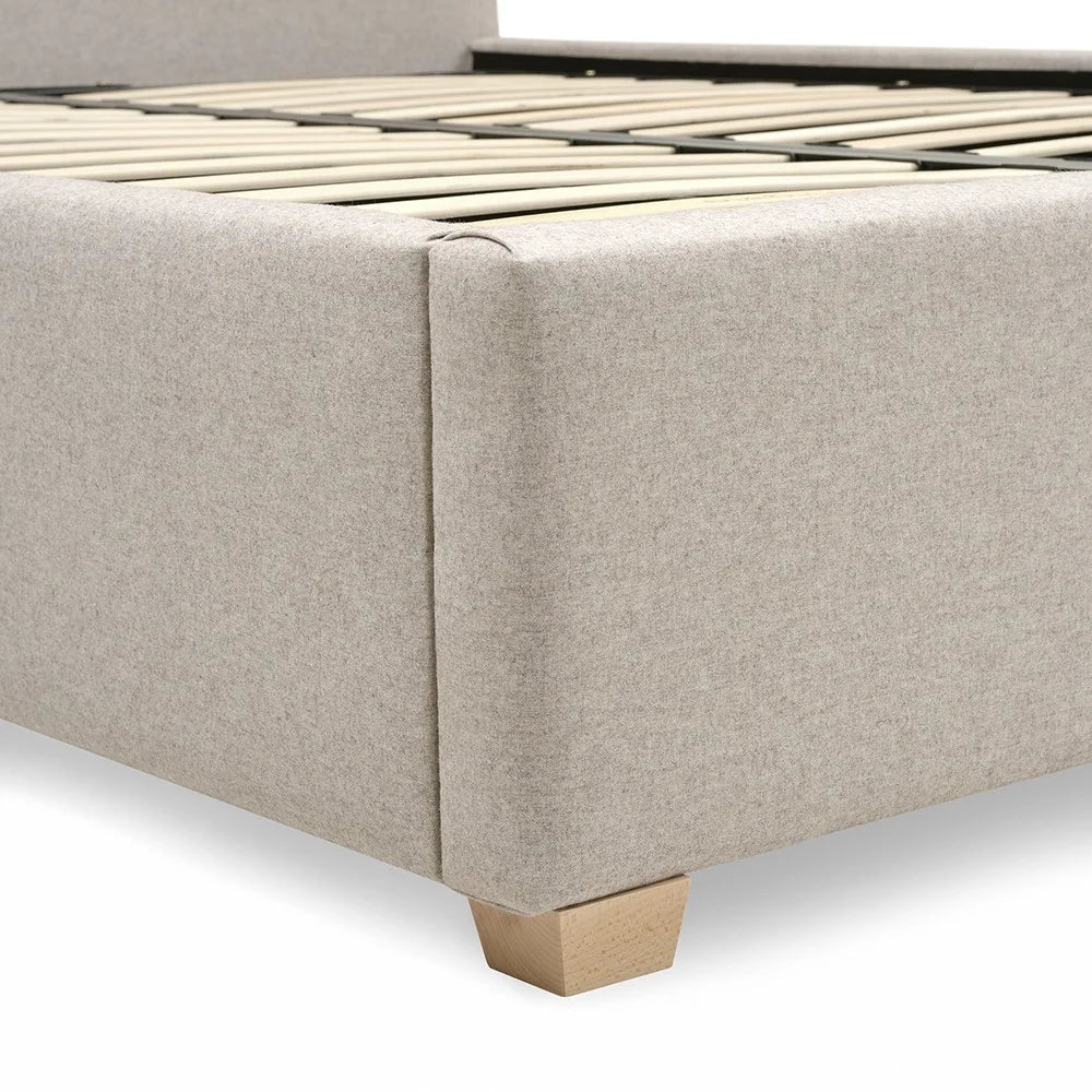 EVESHAM
Natural Tweed King Size Ottoman Bed Quality Furniture Clearance Ltd