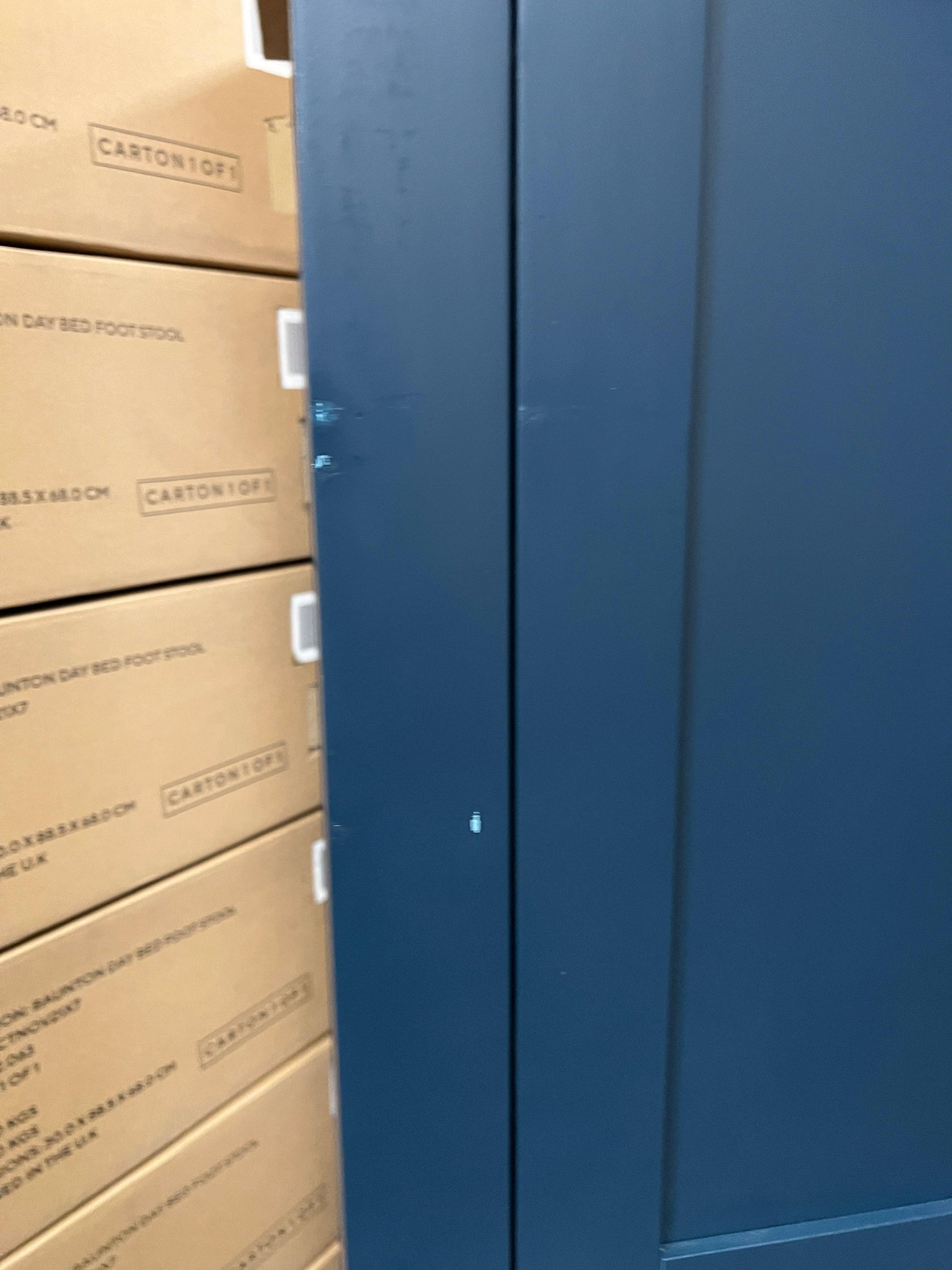 CHESTER MIDNIGHT BLUE
Narrow Larder Quality Furniture Clearance Ltd