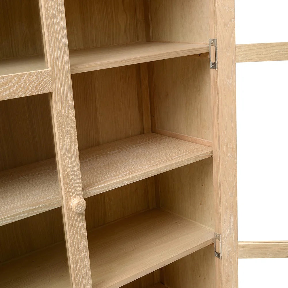 INGLESHAM WHITEWASH OAK
Glass Display Cabinet Quality Furniture Clearance Ltd