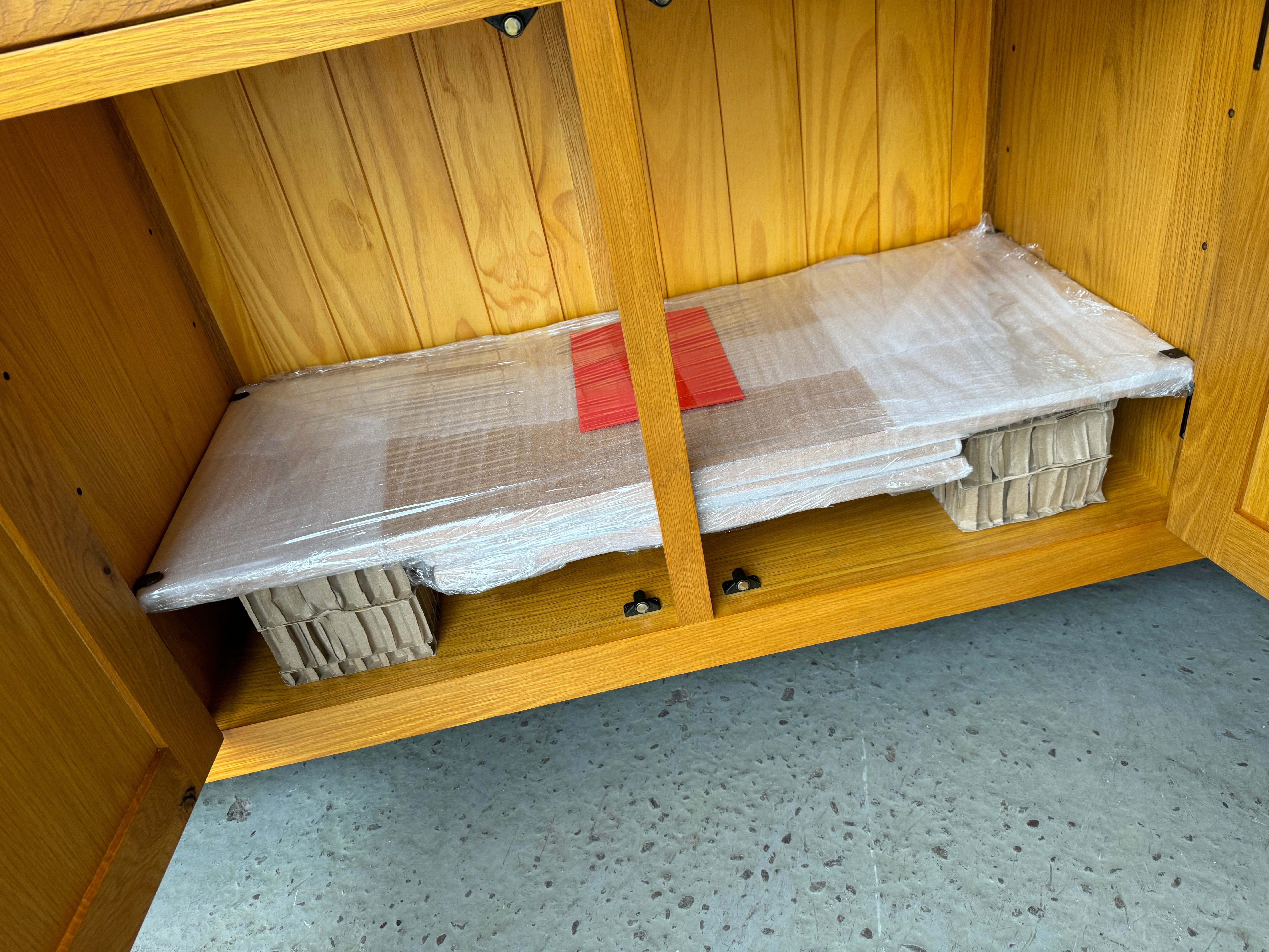 OAKLAND RUSTIC OAK Extra Large Sideboard Quality Furniture Clearance Ltd