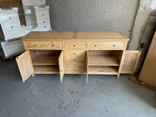 Load image into Gallery viewer, INGLESHAM WHITEWASH OAK
Grand Sideboard Quality Furniture Clearance Ltd

