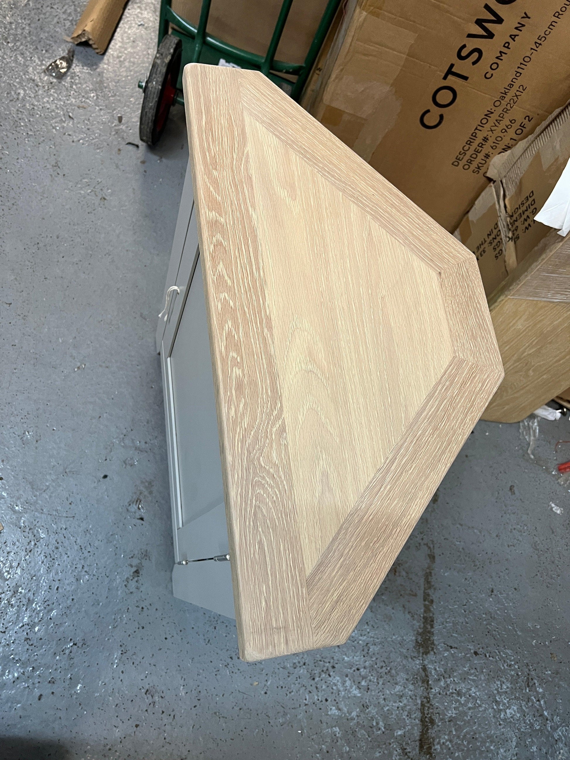 CHESTER DOVE GREY
Corner Cupboard Quality Furniture Clearance Ltd