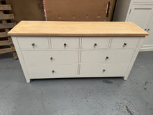 Load image into Gallery viewer, CHESTER CLASSIC CREAM
8 Drawer Chest Quality Furniture Clearance Ltd
