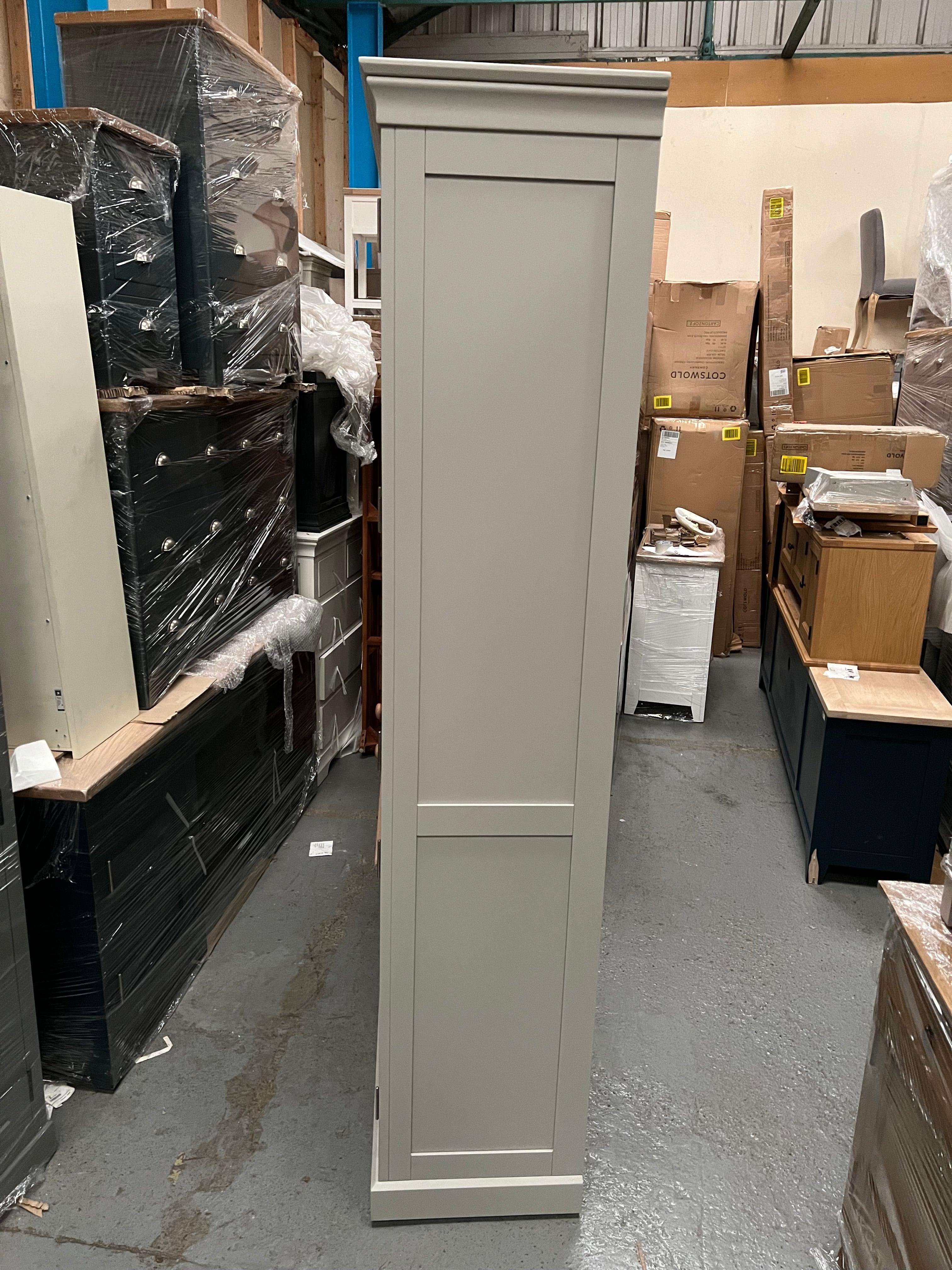 CHESTER DOVE GREY
Bootility Unit Quality Furniture Clearance Ltd