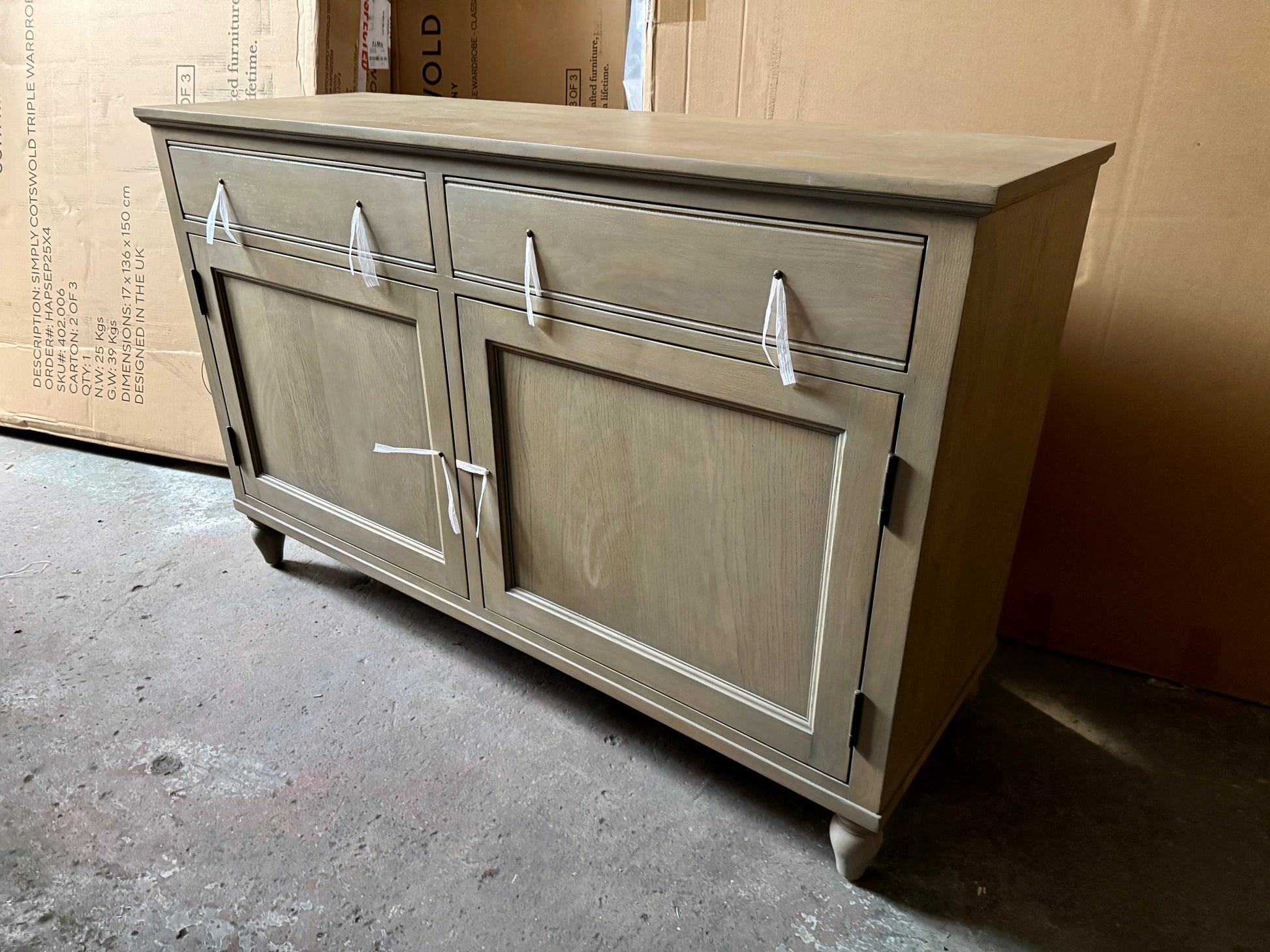 ELKSTONE SMOKED OAK
Large Sideboard Quality Furniture Clearance Ltd