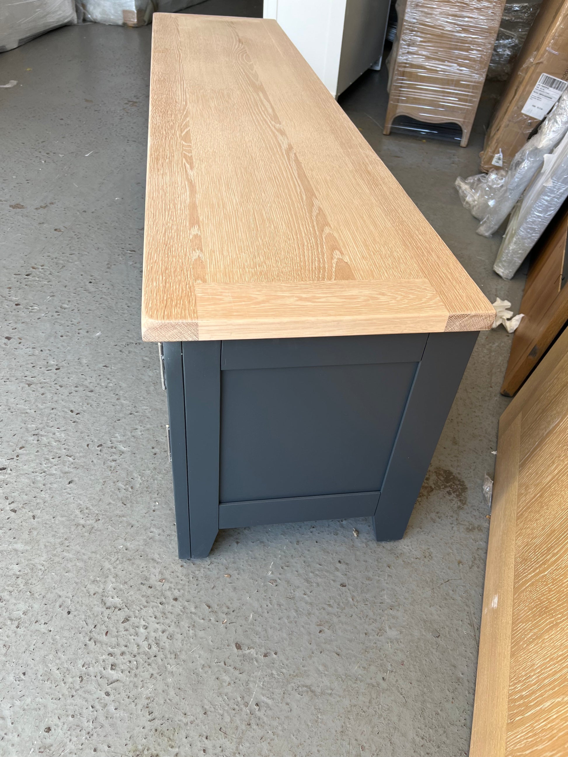 CHESTER CHARCOAL
Extra Large TV Stand up to 75" Quality Furniture Clearance Ltd