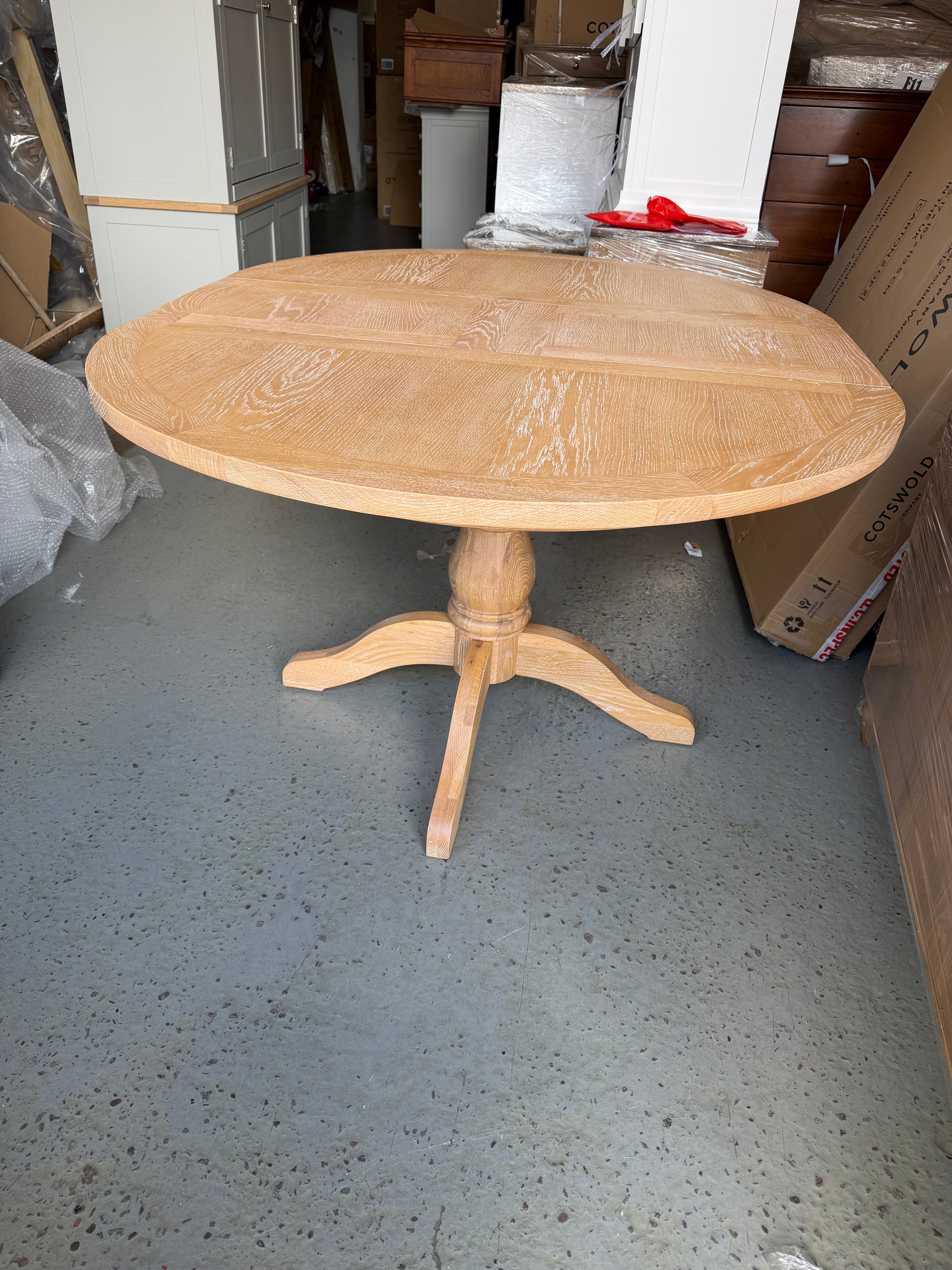 INGLESHAM WHITEWASH OAK Round Ext Dining Table Quality Furniture Clearance Ltd