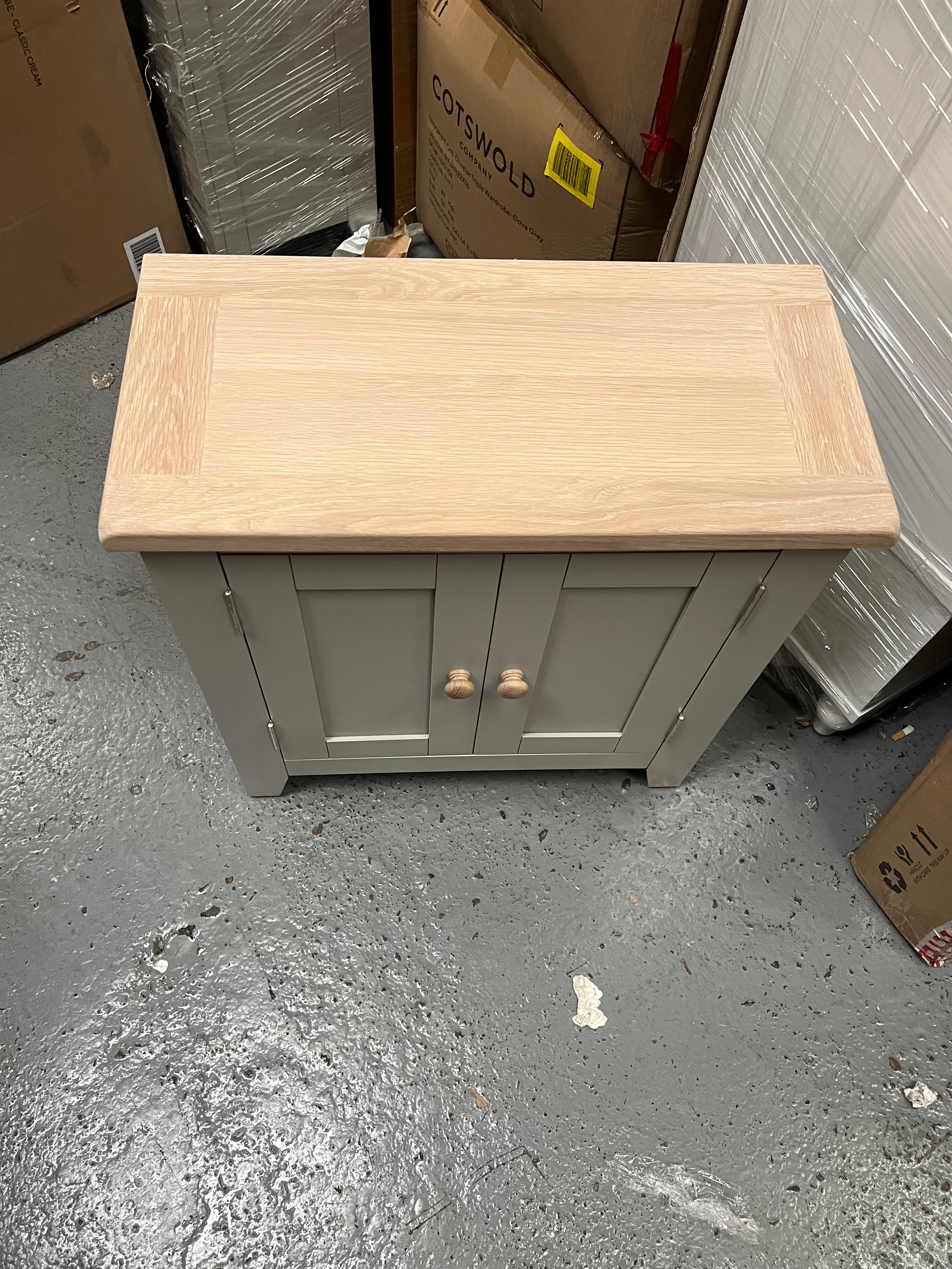 CHESTER DOVE GREY
Small Cupboard Quality Furniture Clearance Ltd