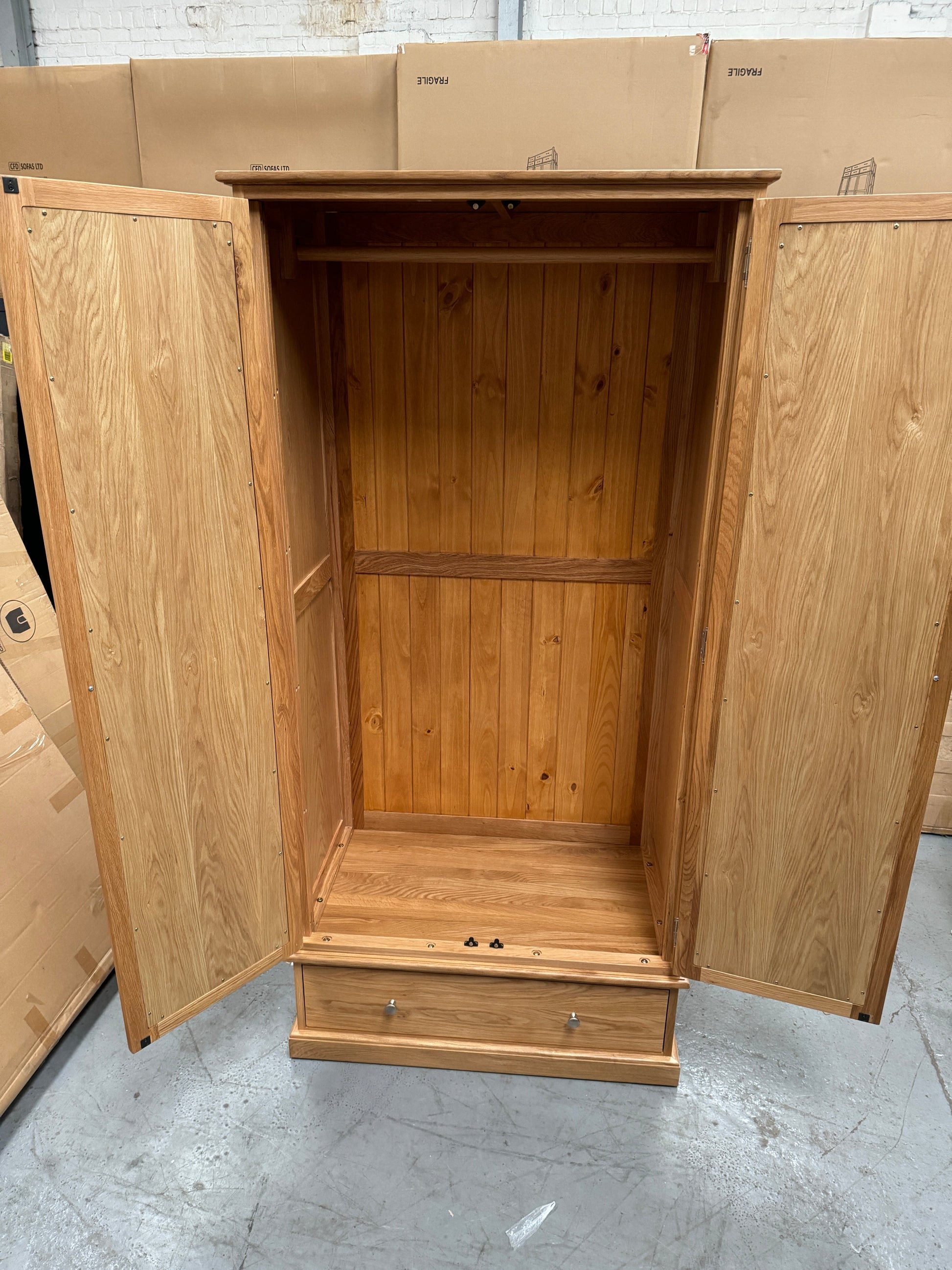 Appleby Light Oak Double Wardrobe with Mirrors Wardrobe. furniture delivered