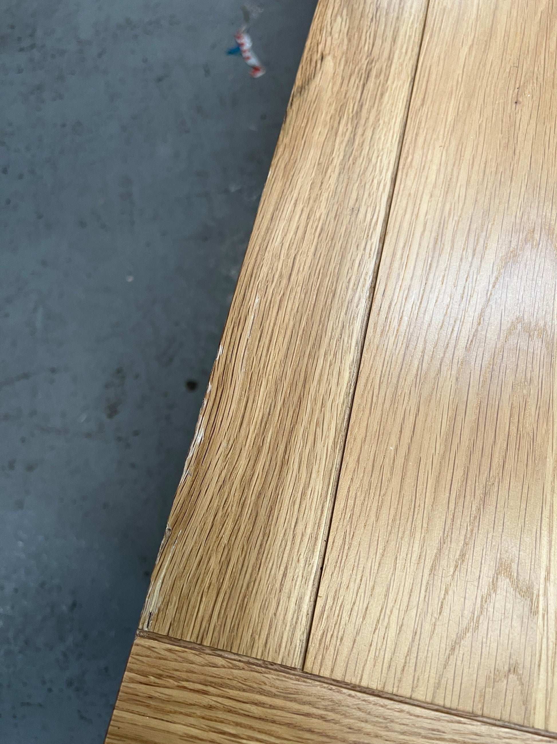 SUSSEX Cotswold Cream
Extra large TV stand up to 75" Quality Furniture Clearance Ltd