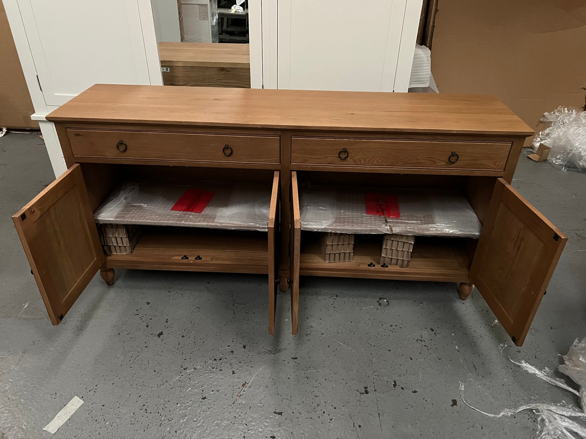 Elkstone Mellow Oak Extra Large Sideboard Quality Furniture Clearance Ltd