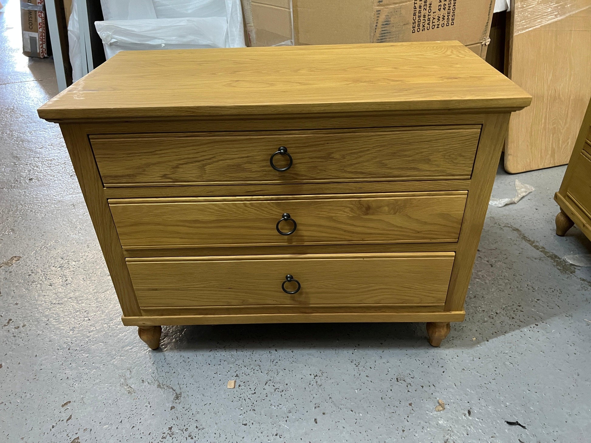 Set Of 2 ELKSTONE MELLOW OAK
Large 3 Drawer Bedside Quality Furniture Clearance Ltd
