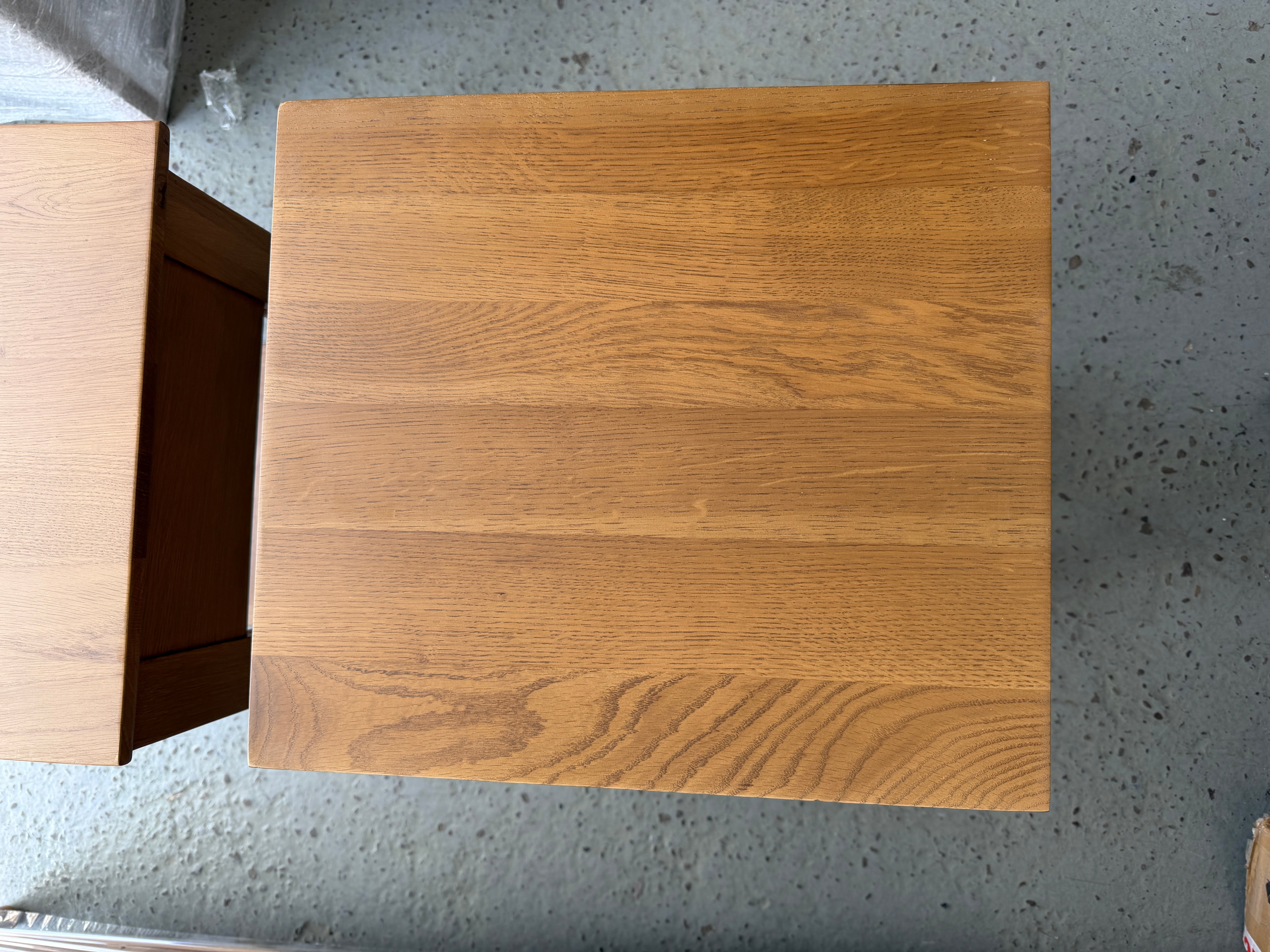 ELKSTONE MELLOW OAK
1 Drawer Bedside Table - set of 2 Quality Furniture Clearance Ltd