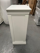 Load image into Gallery viewer, Chantilly Warm White Tall 5 Drawer Chest - Quality Furniture Clearance Ltd
