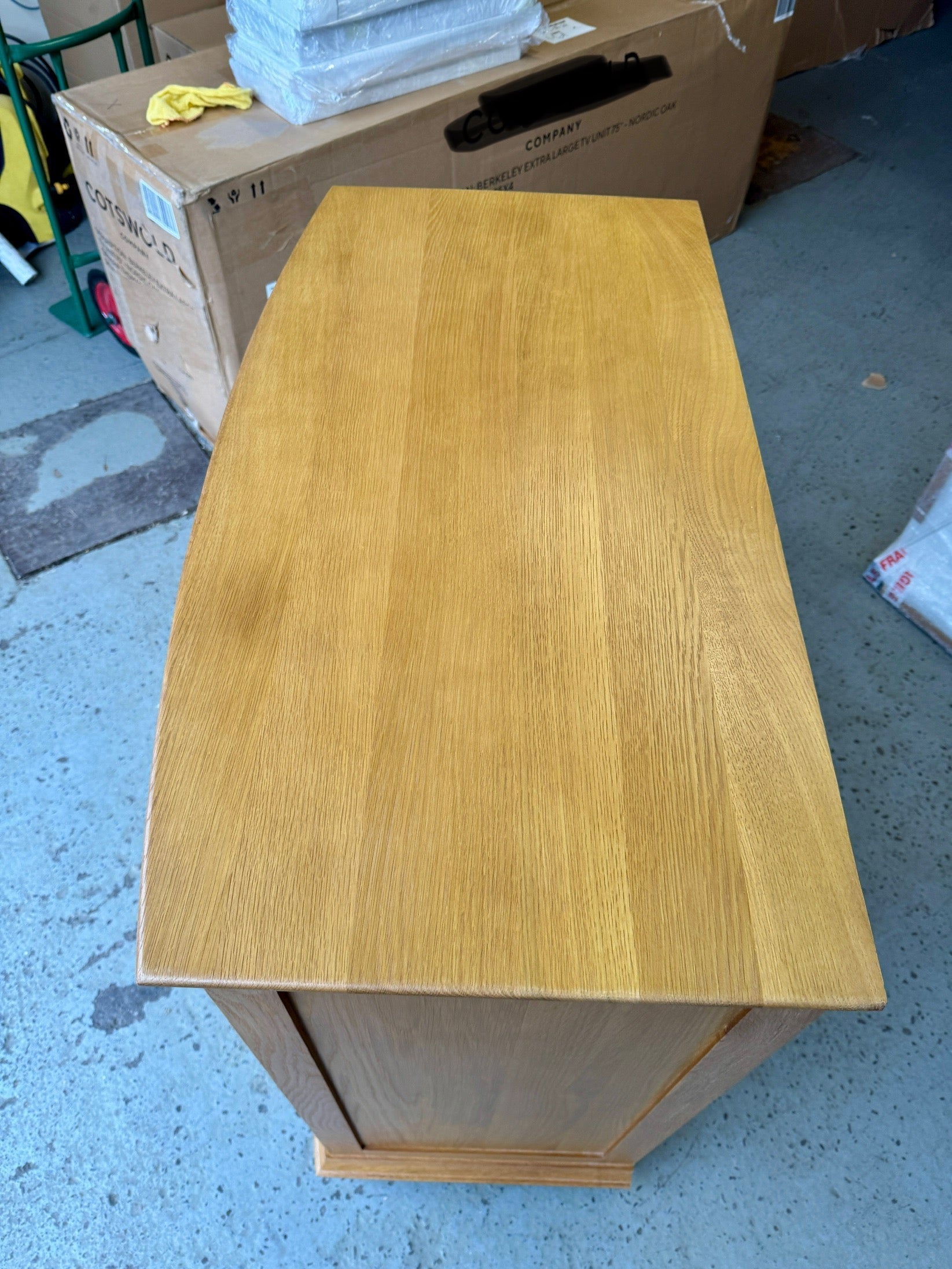 WINCHCOMBE OILED OAK
5 Drawer Chest Quality Furniture Clearance Ltd