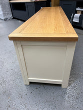 Load image into Gallery viewer, SUSSEX Cotswold Cream
Extra large TV stand up to 75&quot; Quality Furniture Clearance Ltd
