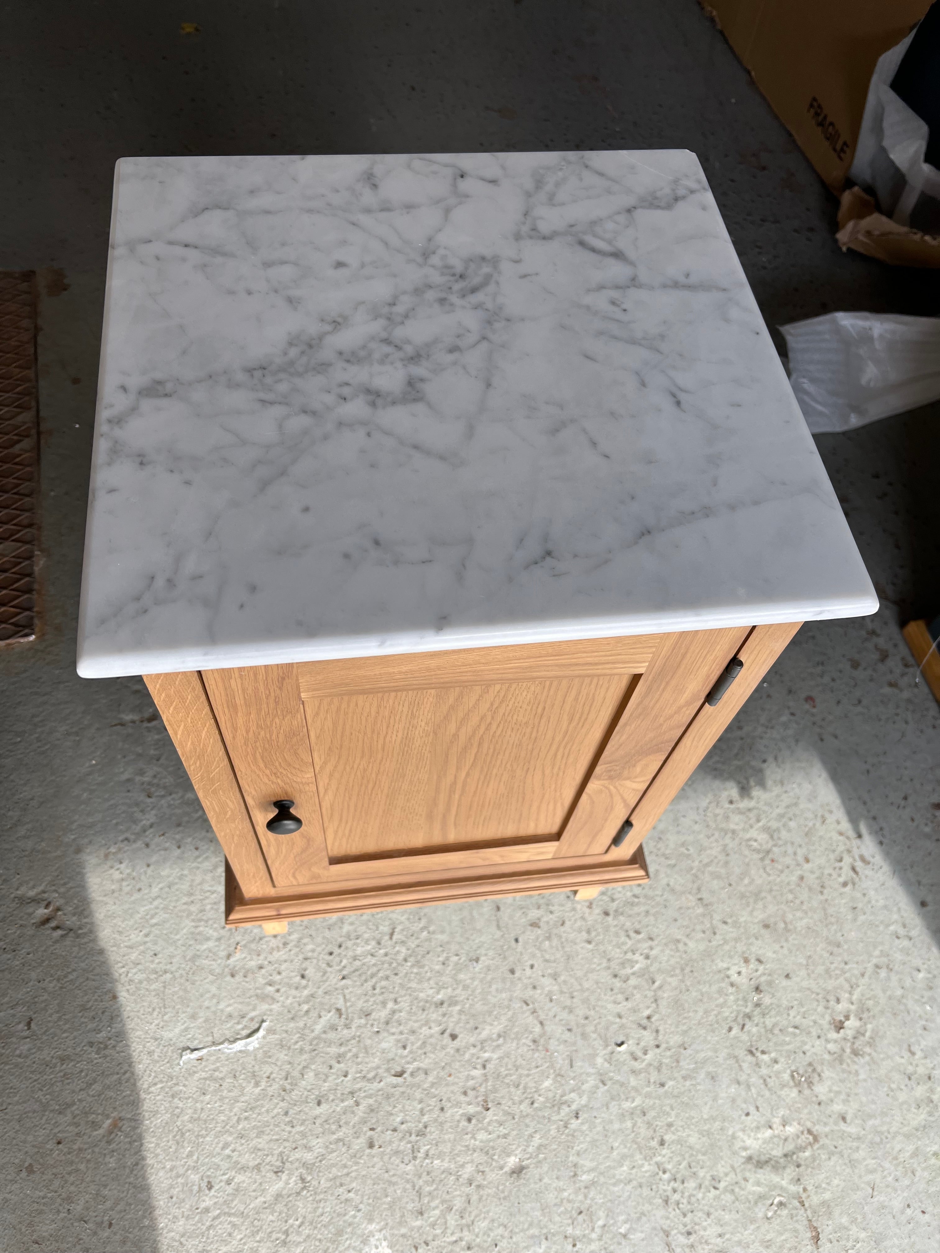 ELKSTONE MELLOW OAK
Marble Topped Cupboard Quality Furniture Clearance Ltd