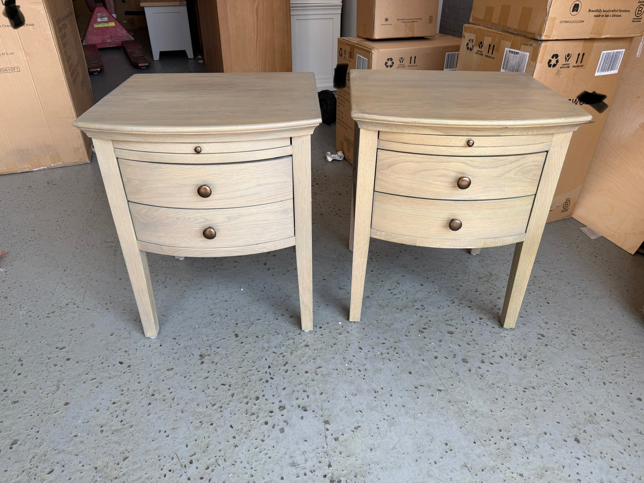 Set of 2 WINCHCOMBE SMOKED OAK 2 Drawer Bedside Tables Quality Furniture Clearance Ltd