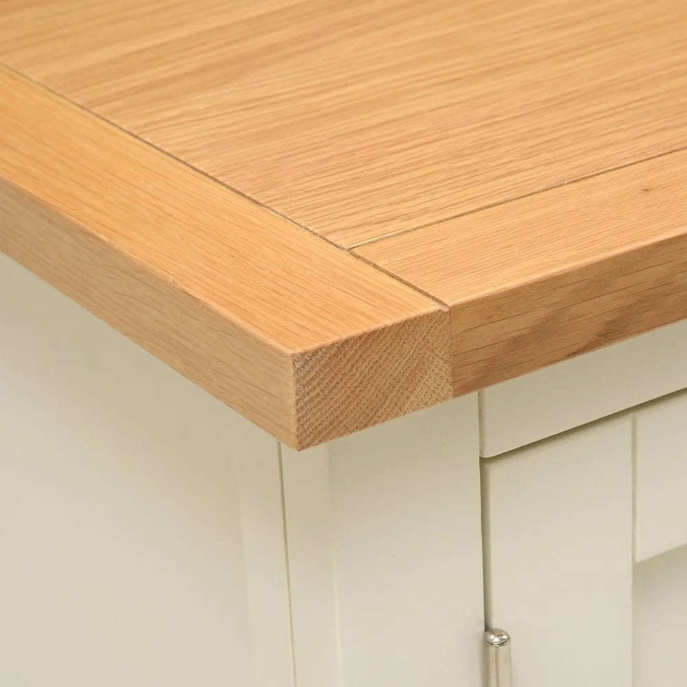 SIMPLY COTSWOLD CLASSIC CREAM
TV Stand up to 50" Quality Furniture Clearance Ltd