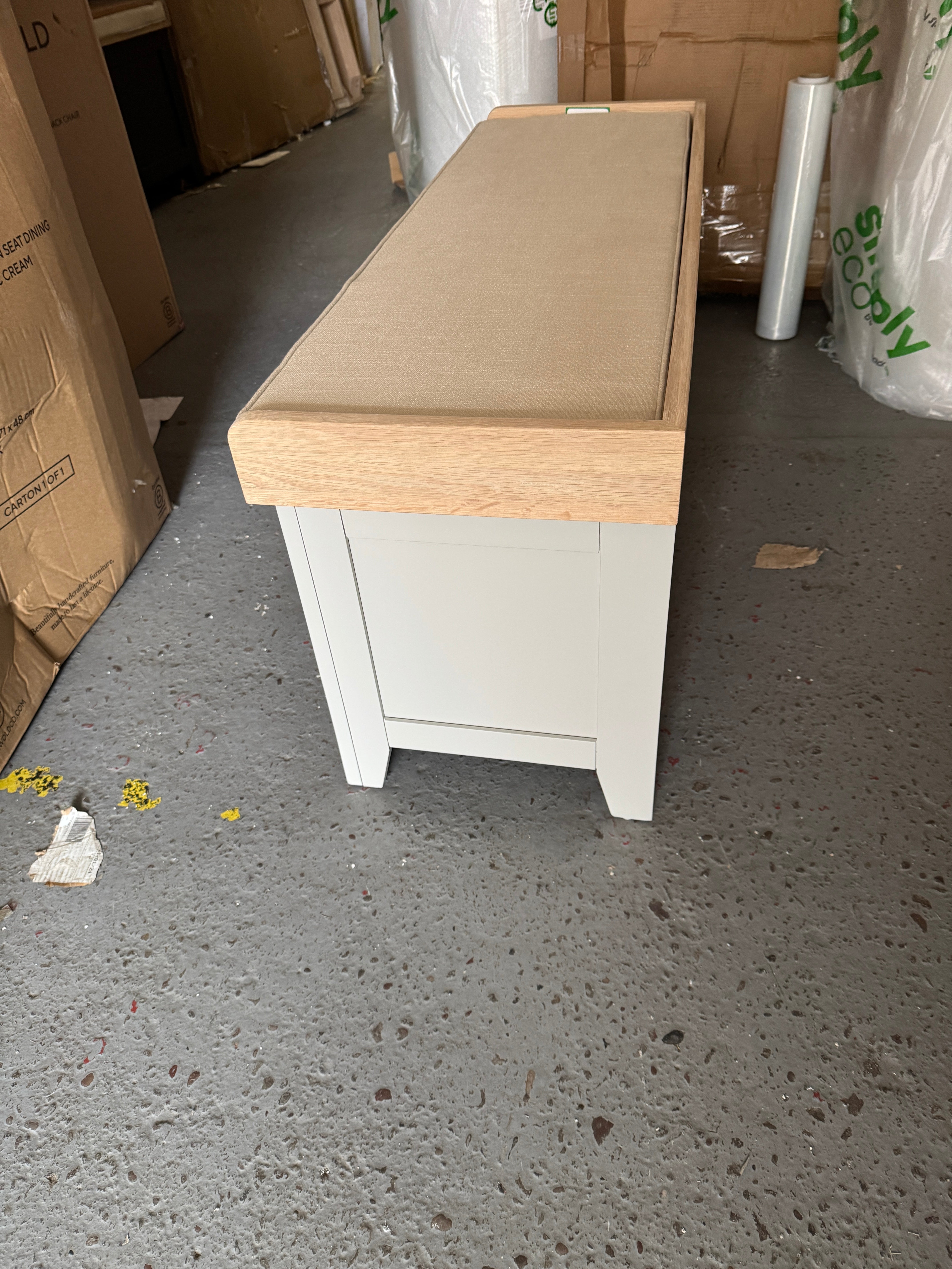 CHESTER DOVE GREY
3 Drawer Shoe Bench Quality Furniture Clearance Ltd