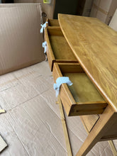Load image into Gallery viewer, WINCHCOMBE OILED OAK Dressing Table Quality Furniture Clearance Ltd

