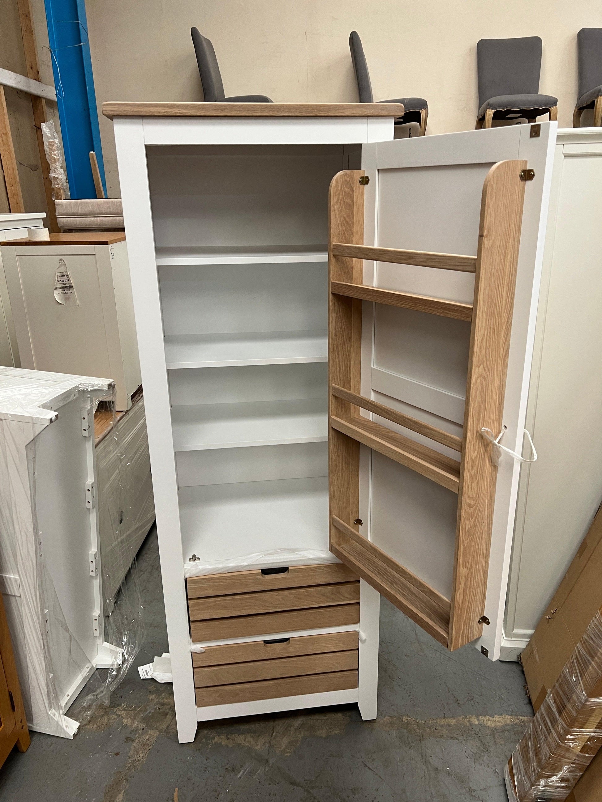 CHESTER PURE WHITE
Narrow Larder Quality Furniture Clearance Ltd