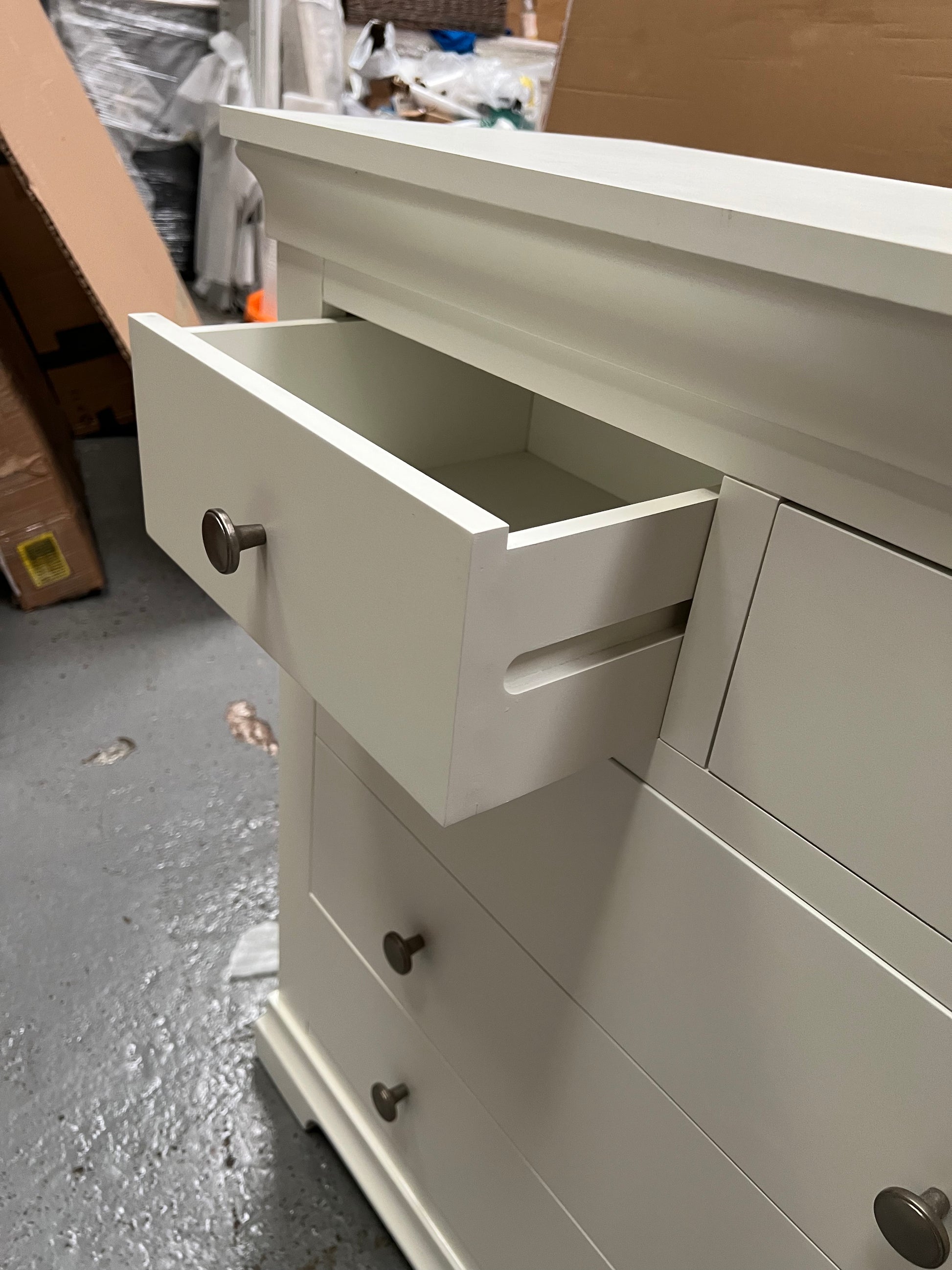 Chantilly warm White 2 Over 3 Drawer Chest. furniture delivered