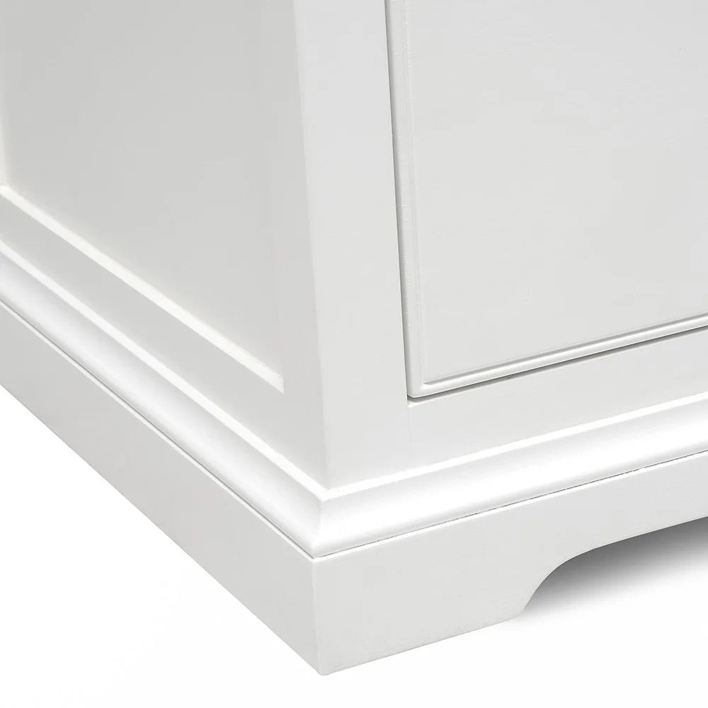 FAIRFORD SOFT WHITE
7 Drawer Wide Chest Quality Furniture Clearance Ltd