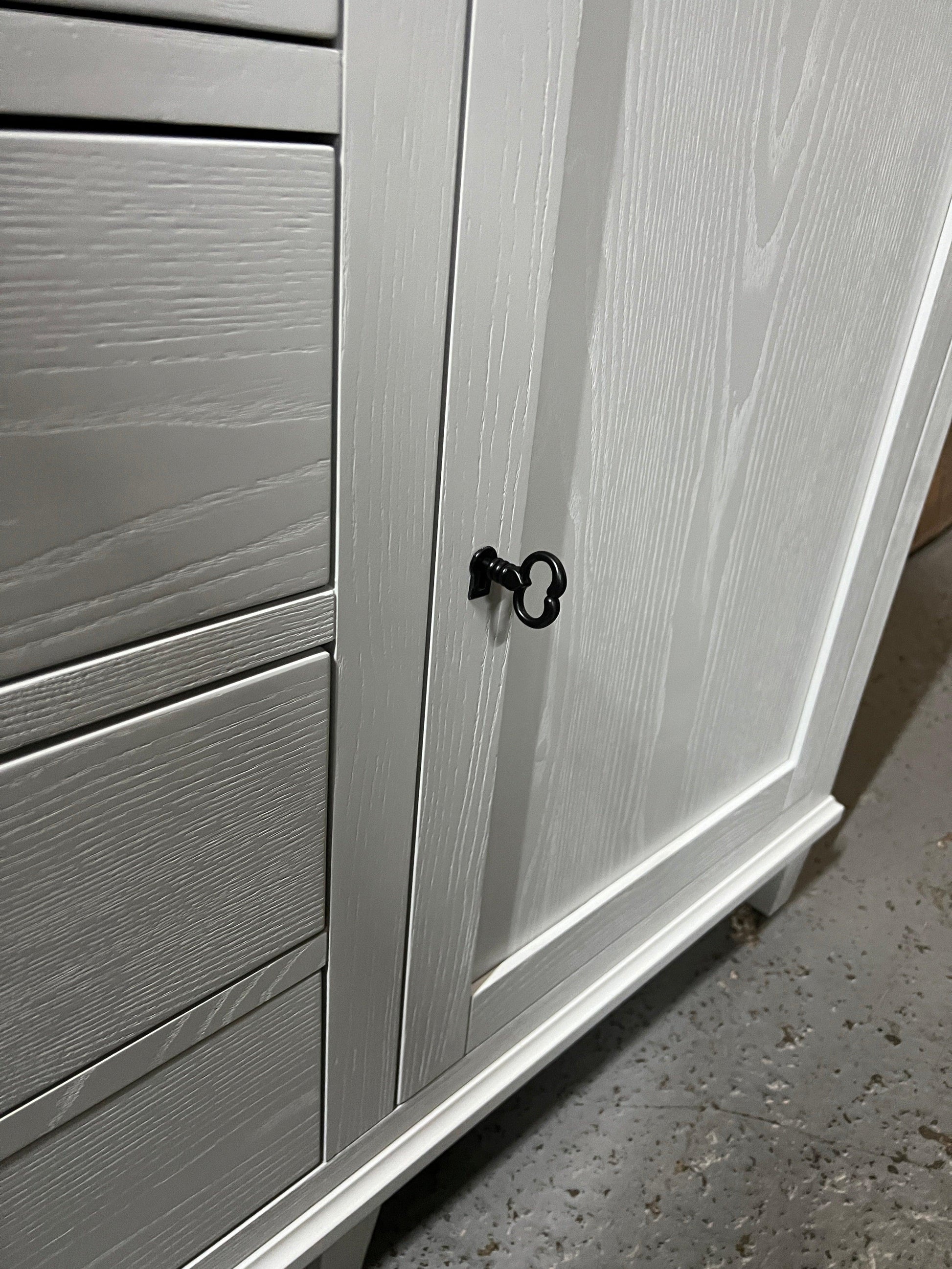 Charlbury Mineral Grey Large Sideboard With Drawers Quality Furniture Clearance Ltd