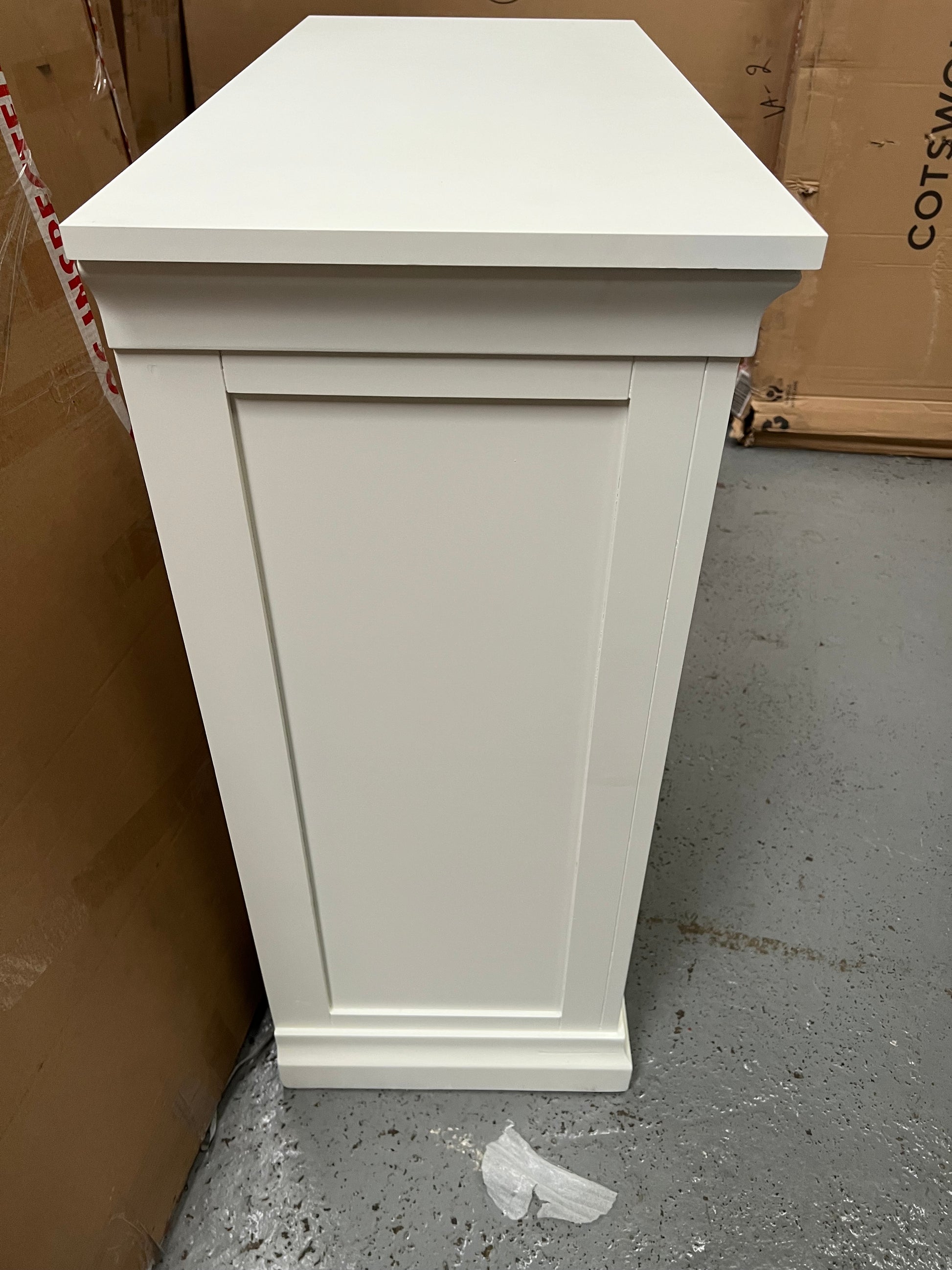 Chantilly warm White 2 Over 3 Drawer Chest. furniture delivered