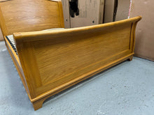 Load image into Gallery viewer, WINCHCOMBE OILED OAK
Double Sleigh Bed Quality Furniture Clearance Ltd
