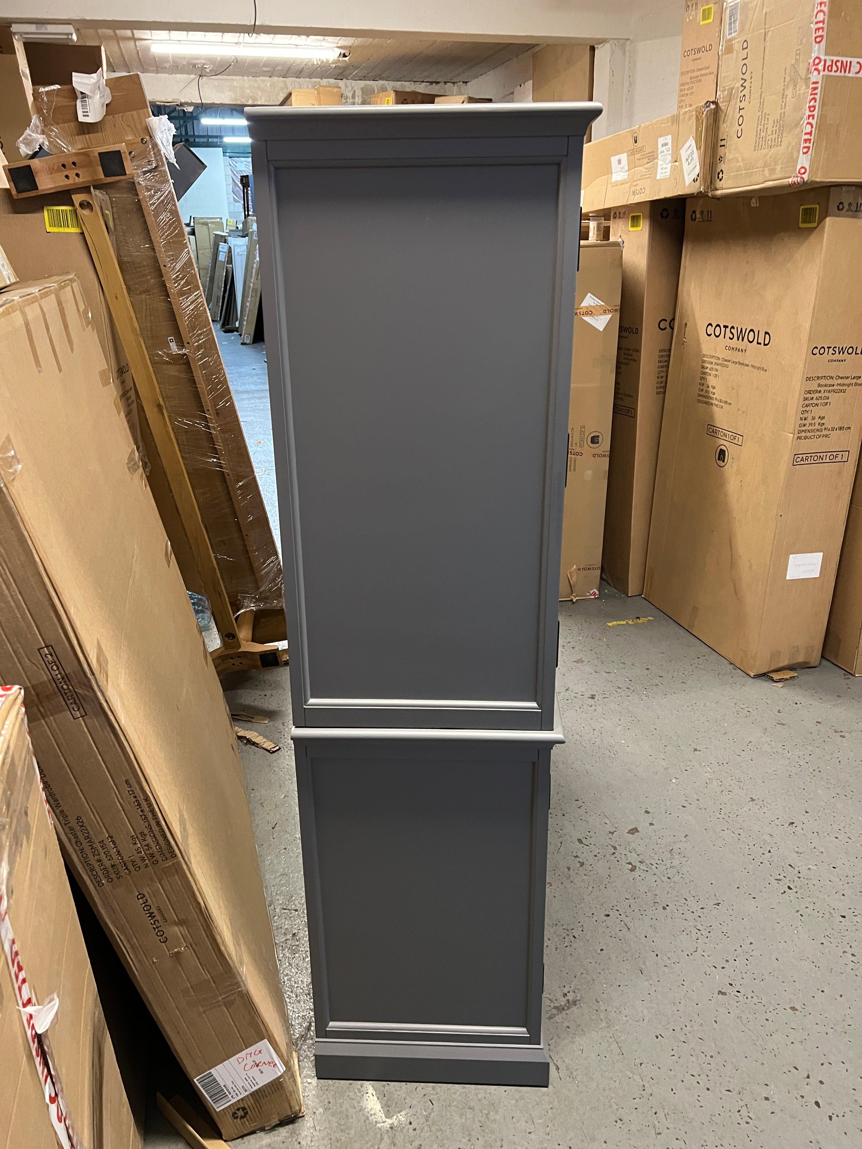 STOW FLINT GREY
Grand Triple Larder Quality Furniture Clearance Ltd