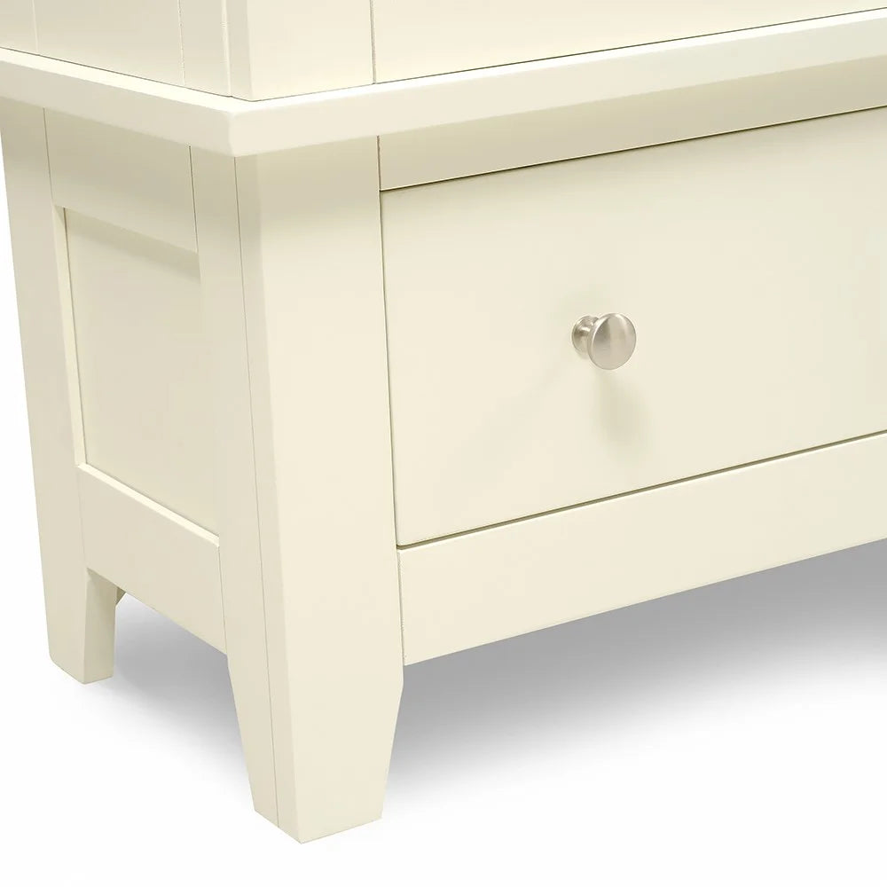 CHESTER CLASSIC CREAM
Grand Bookcase Quality Furniture Clearance Ltd
