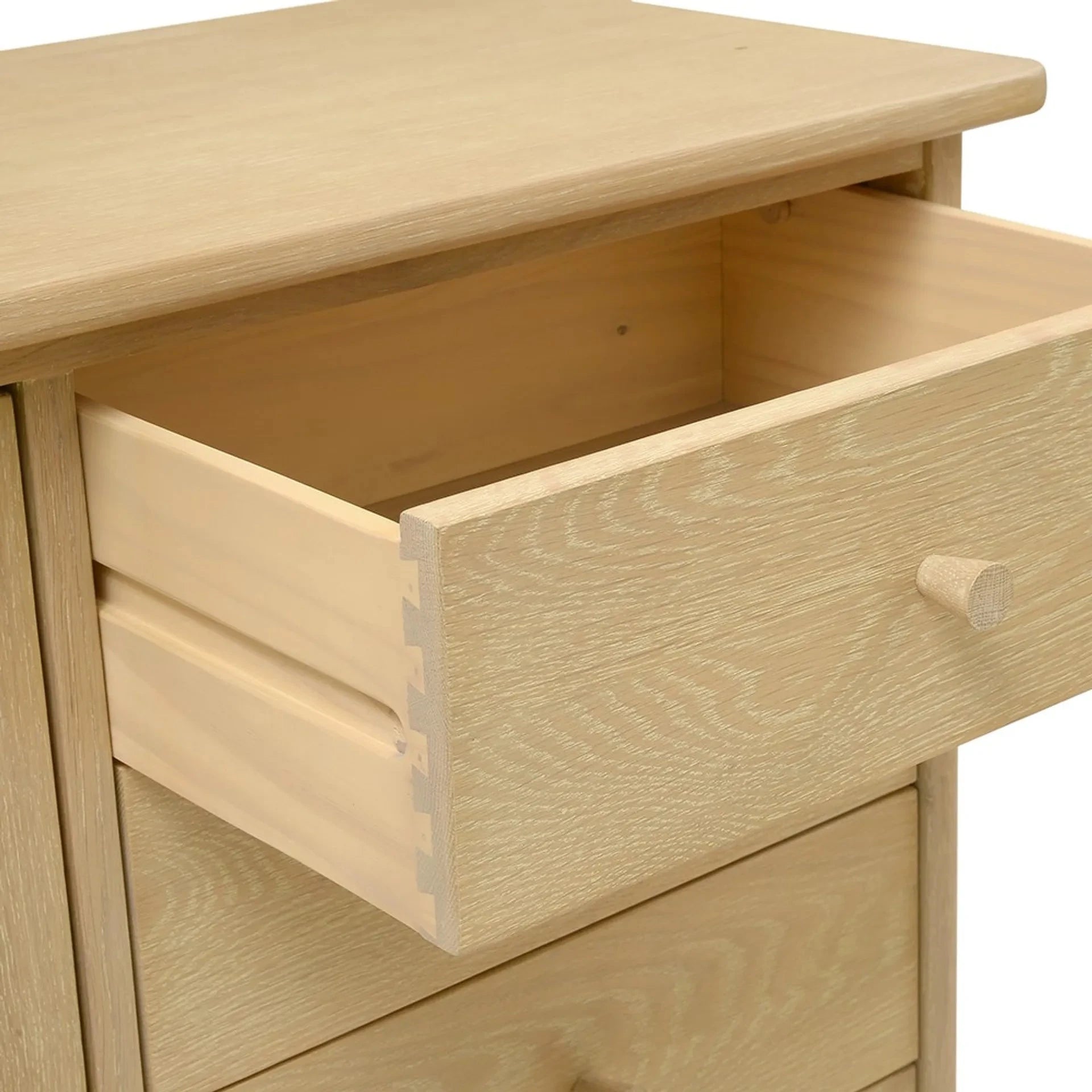 BERKELEY NORDIC OAK
Small Sideboard Quality Furniture Clearance Ltd