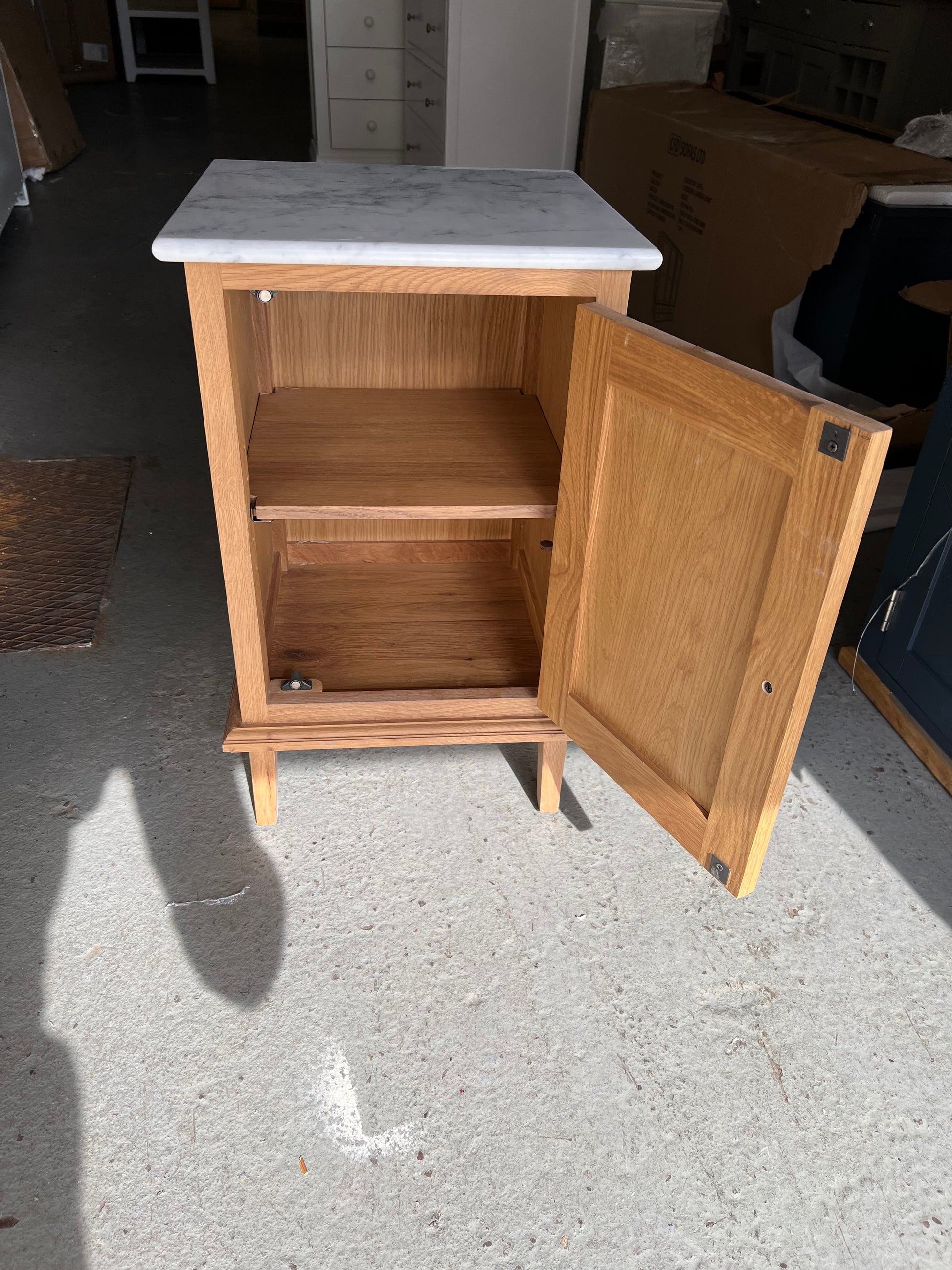ELKSTONE MELLOW OAK
Marble Topped Cupboard Quality Furniture Clearance Ltd