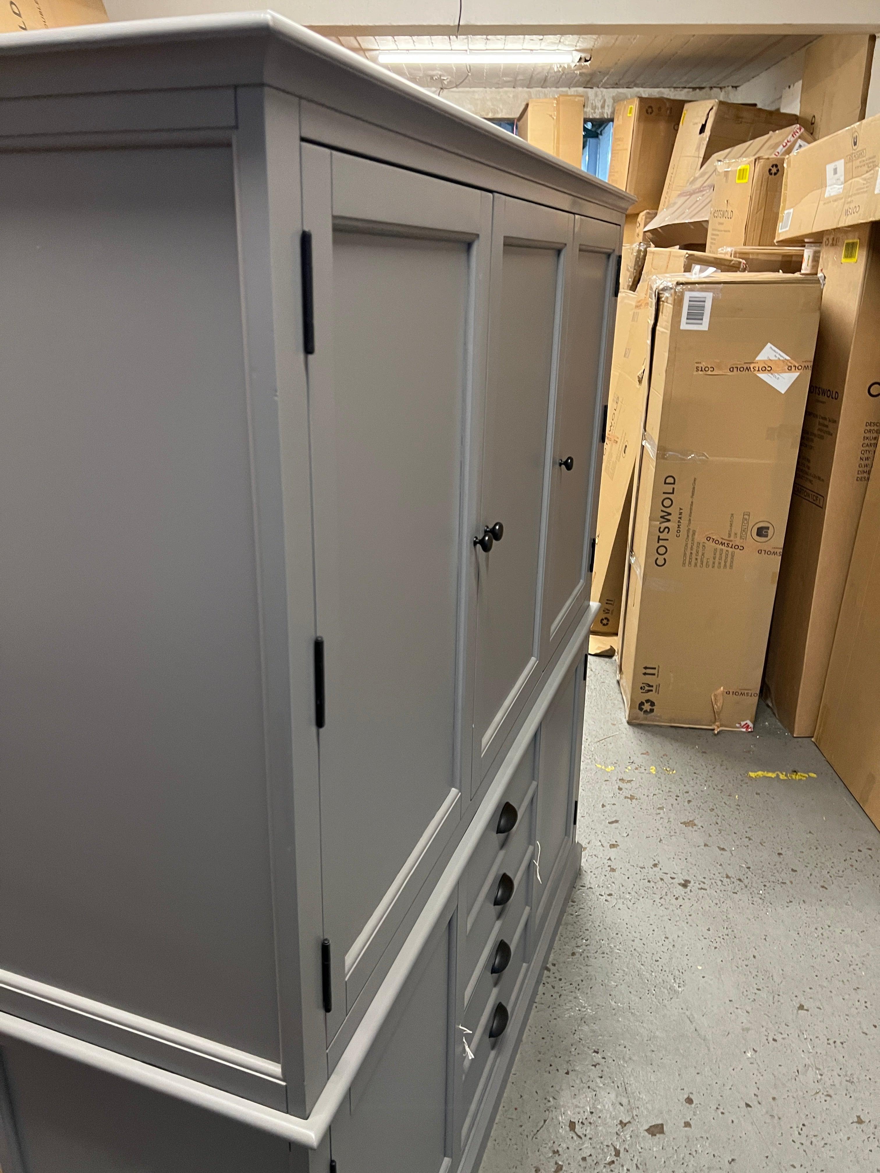 STOW FLINT GREY
Grand Triple Larder Quality Furniture Clearance Ltd