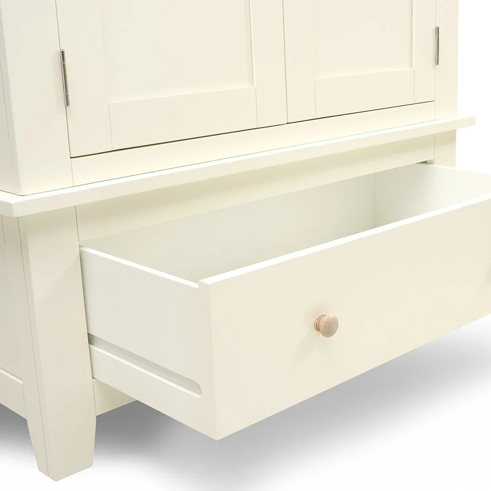CHESTER CLASSIC CREAM
Double Wardrobe Quality Furniture Clearance Ltd