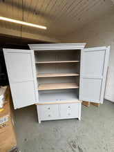 Load image into Gallery viewer, CHESTER DOVE GREY
Linen Cupboard Quality Furniture Clearance Ltd
