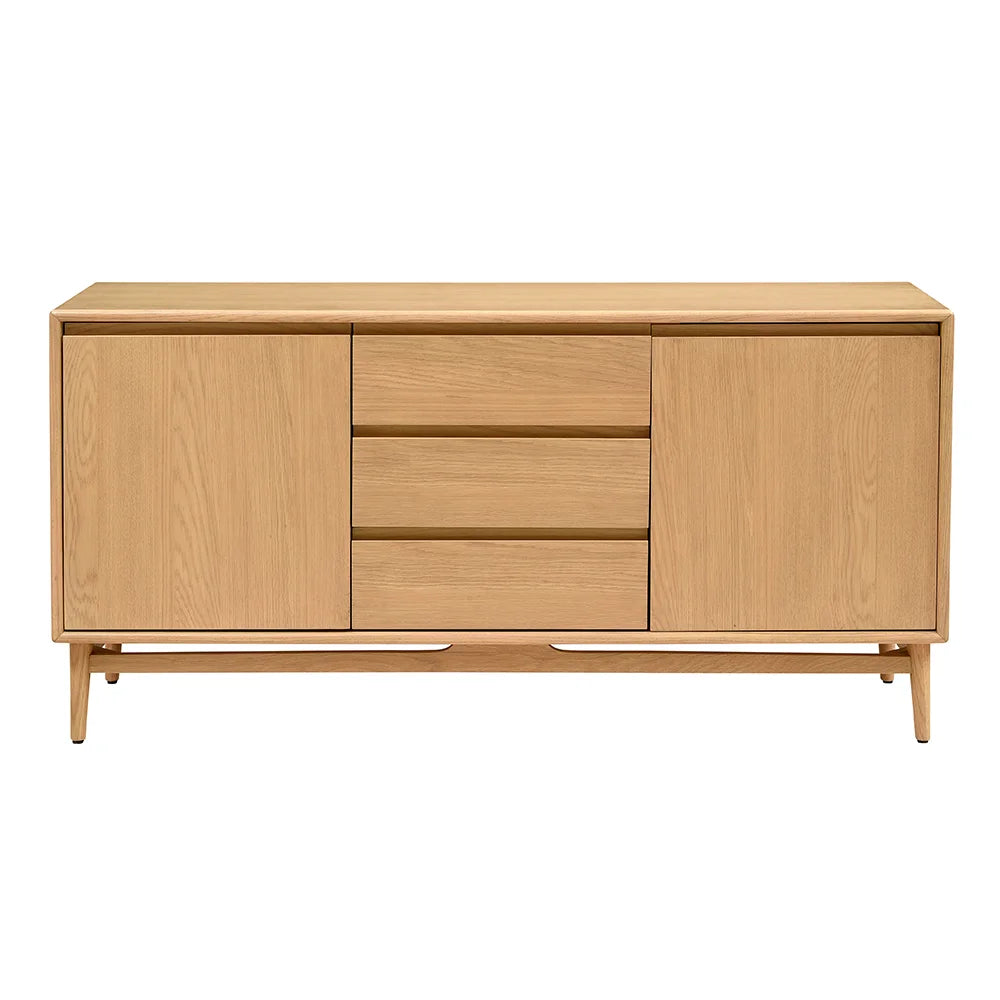 WINSON LIGHT OAK
Sideboard Quality Furniture Clearance Ltd