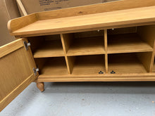 Load image into Gallery viewer, ELKSTONE MELLOW OAK
Hidden Shoe Storage Bench Quality Furniture Clearance Ltd
