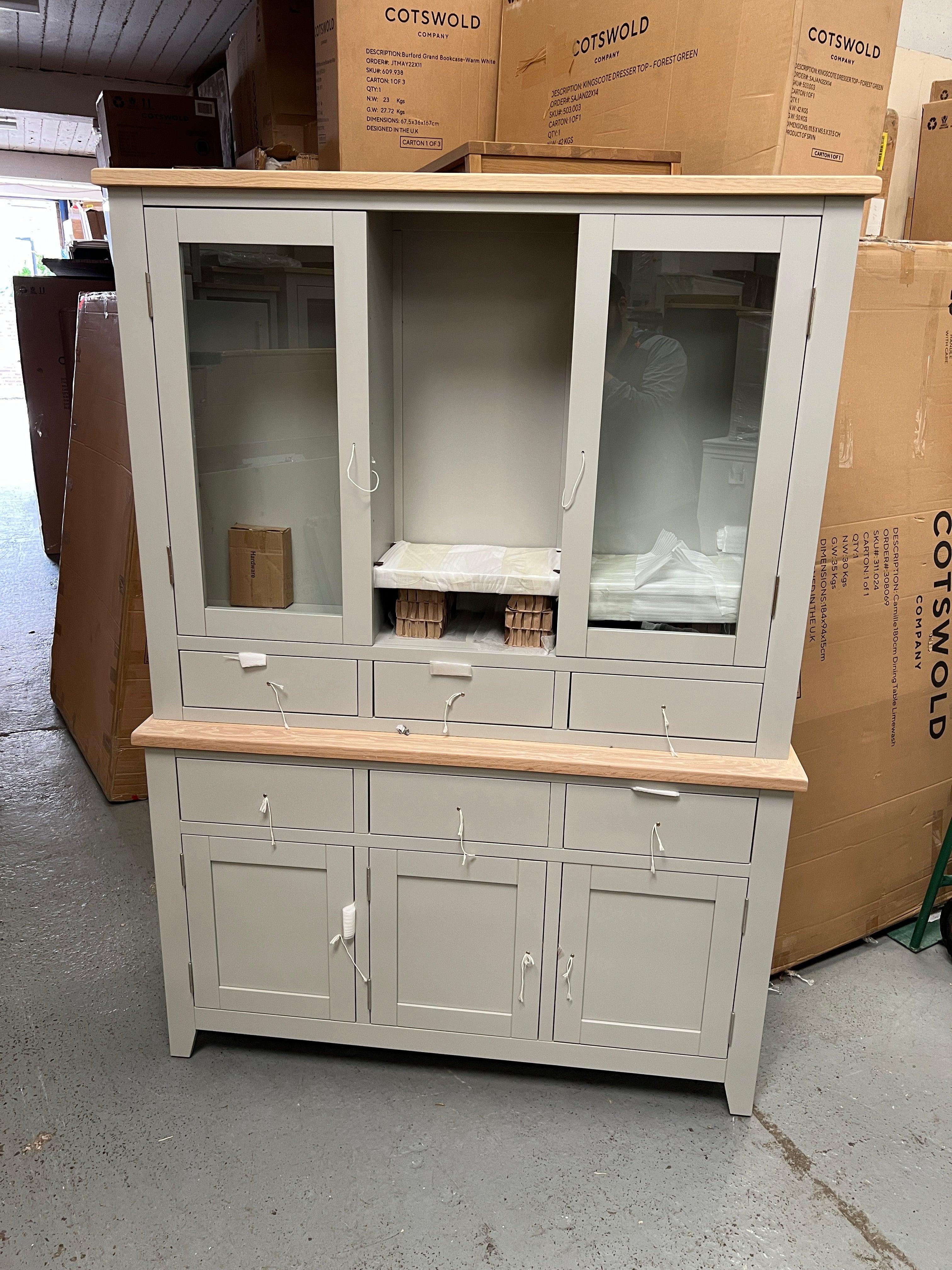 CHESTER DOVE GREY
Dresser Quality Furniture Clearance Ltd