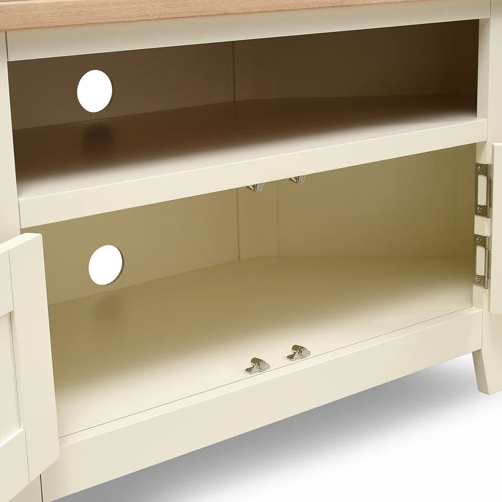 CHESTER CLASSIC CREAM
Corner Tv Stand up to 55" Quality Furniture Clearance Ltd